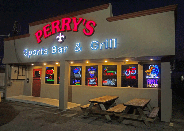 perryssportsbarandgrill1