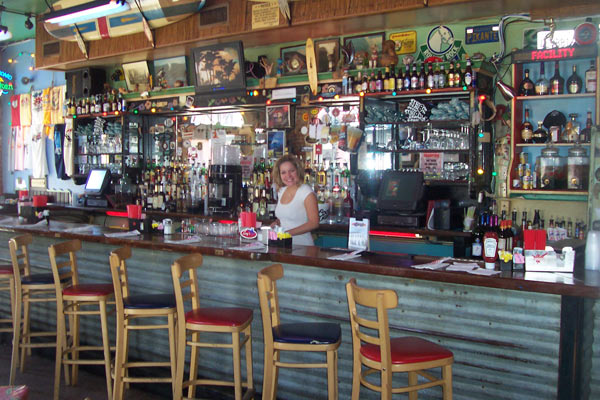 Lucys-Retired-Surfers-Bar-new-orleans1